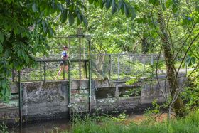 Vue du Parc de Moulin d'Ornon sur l'Eau Bourde