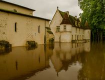 Dominique LEGERON // Le Château d'eau de Cayac - Agrandir l'image, .JPG 94,7 Ko (fenêtre modale)