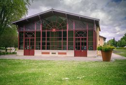 Vue ext&eacute;rieure du mus&eacute;e de Sonneville