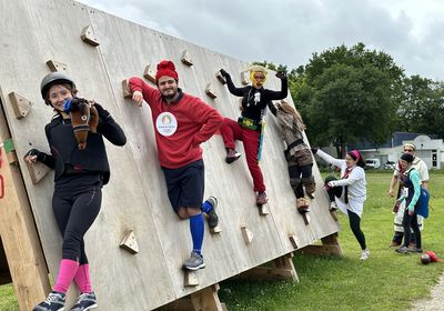 Participants sur un obstacle